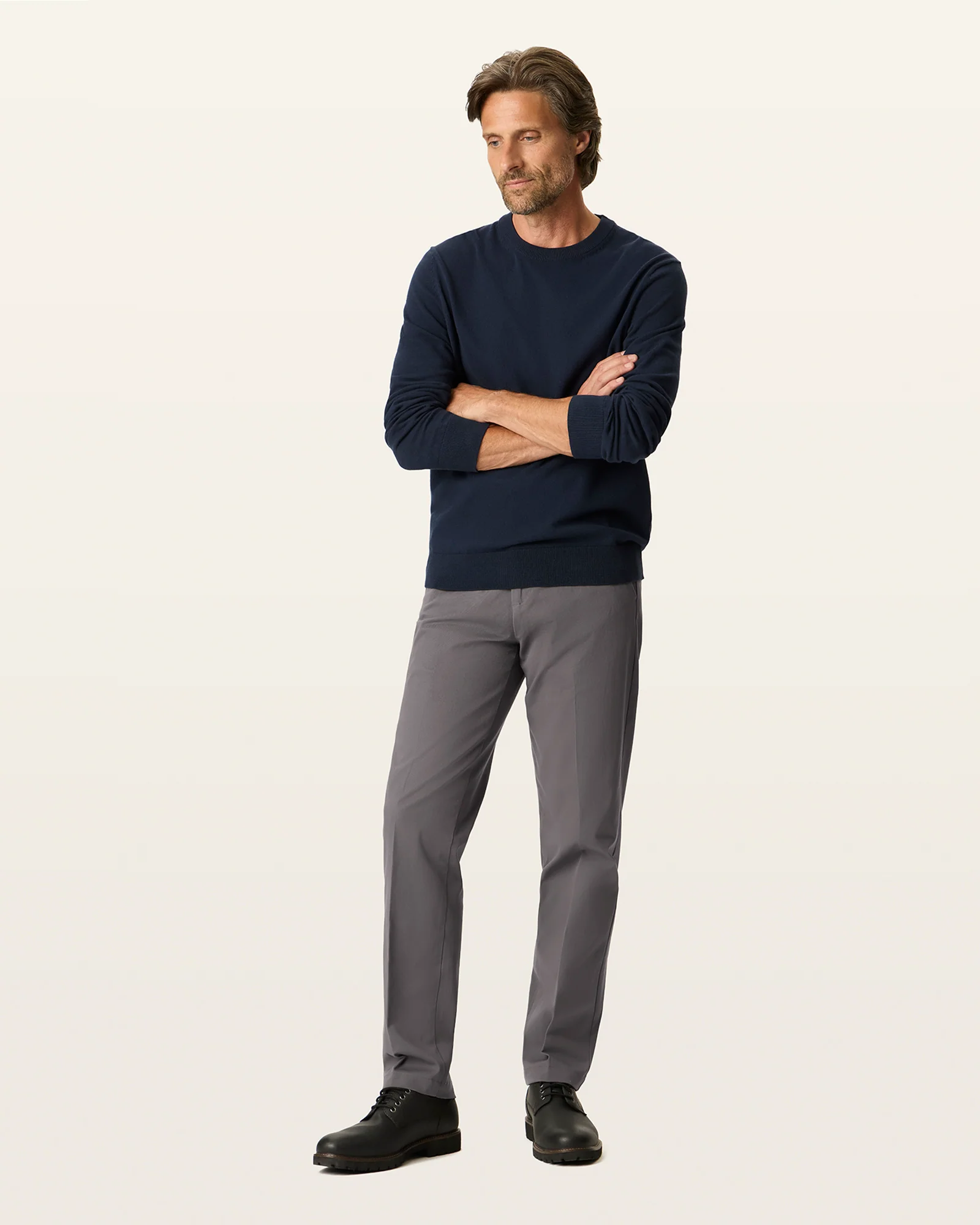 Easy Khakis. Classic Fit