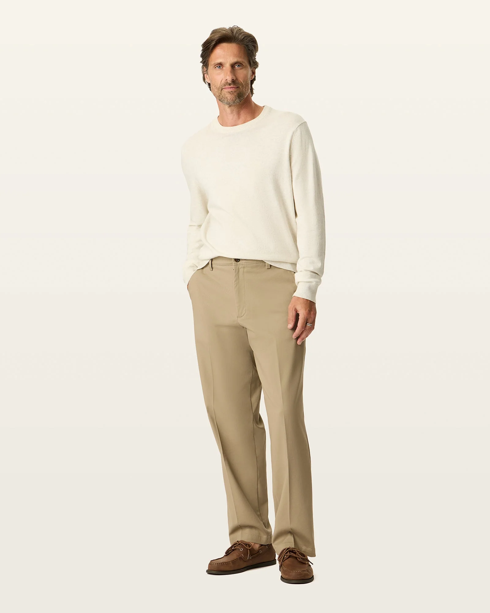 Easy Khakis. Relaxed Fit