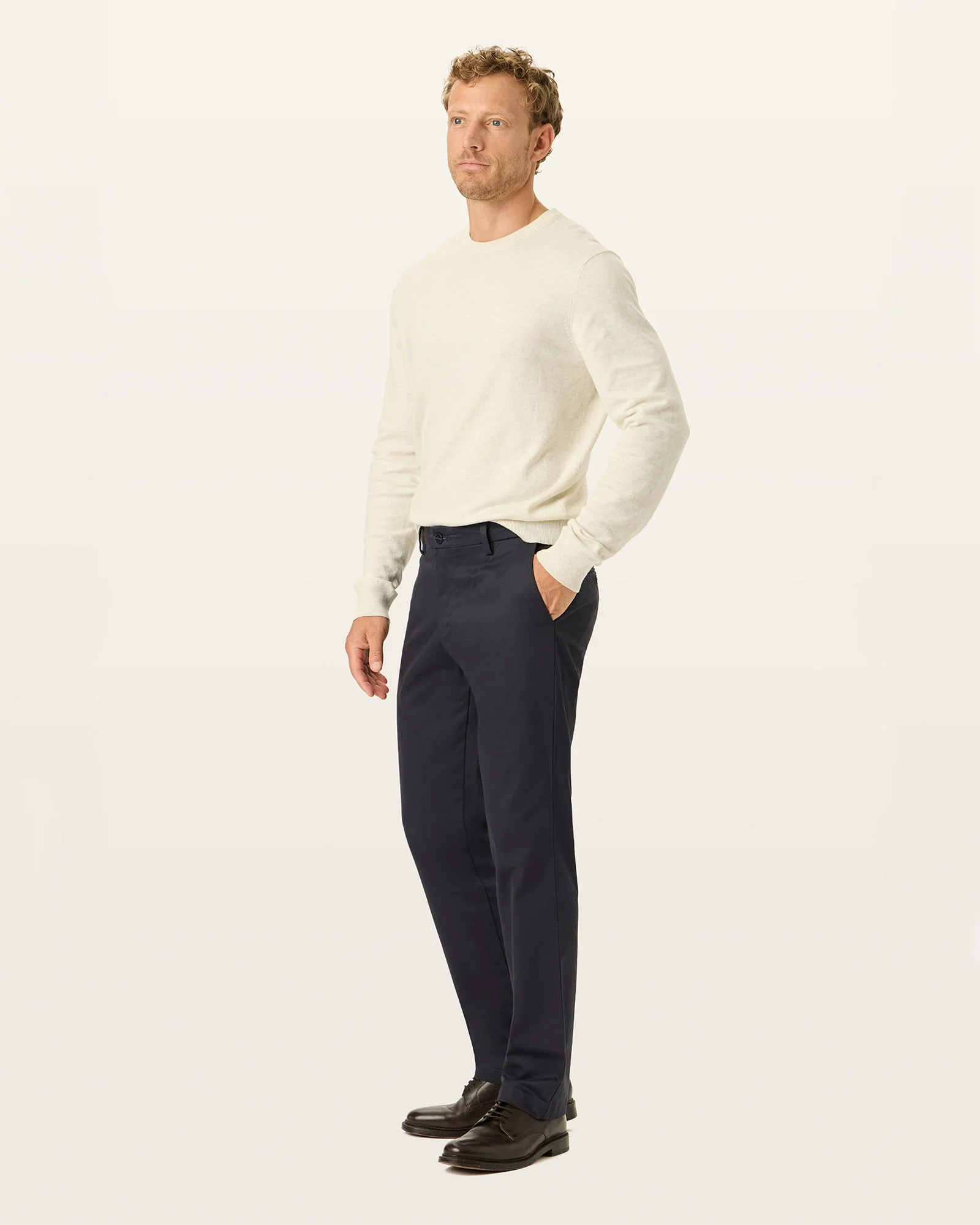 Signature Khakis. Straight Fit