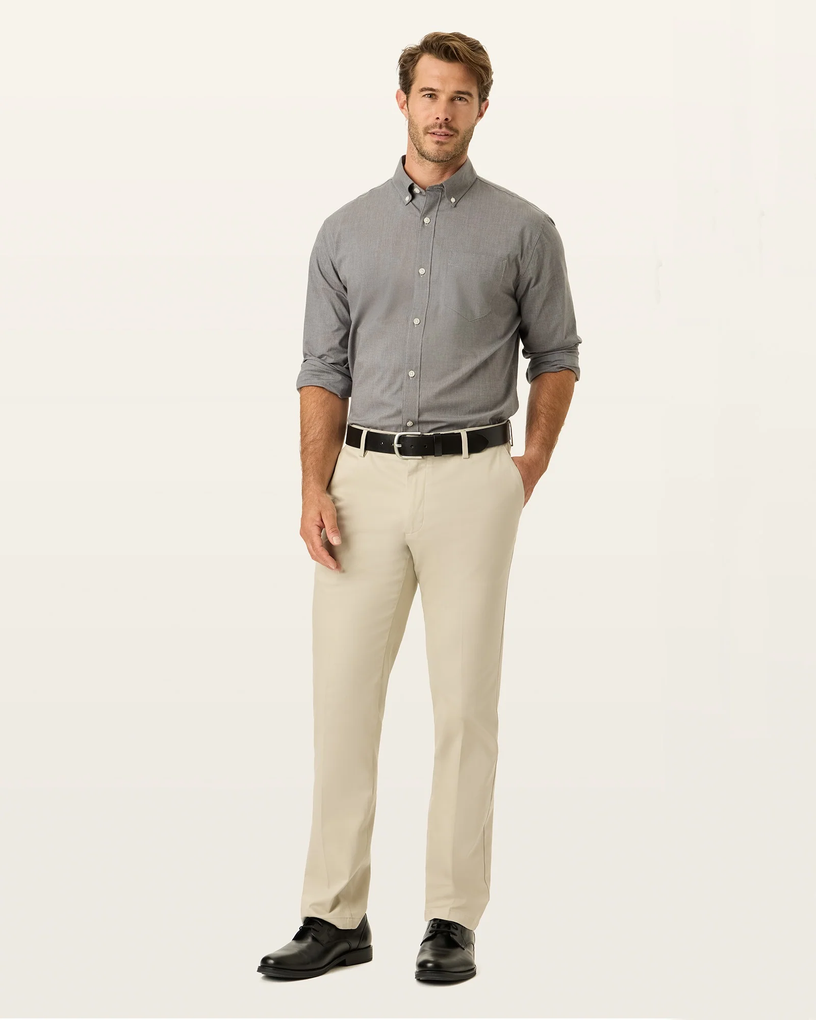 Signature Khakis. Creased. Straight Fit