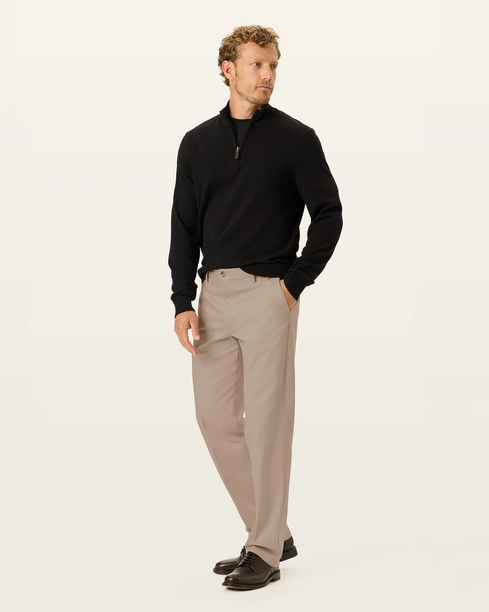 Signature Khakis. Classic Fit