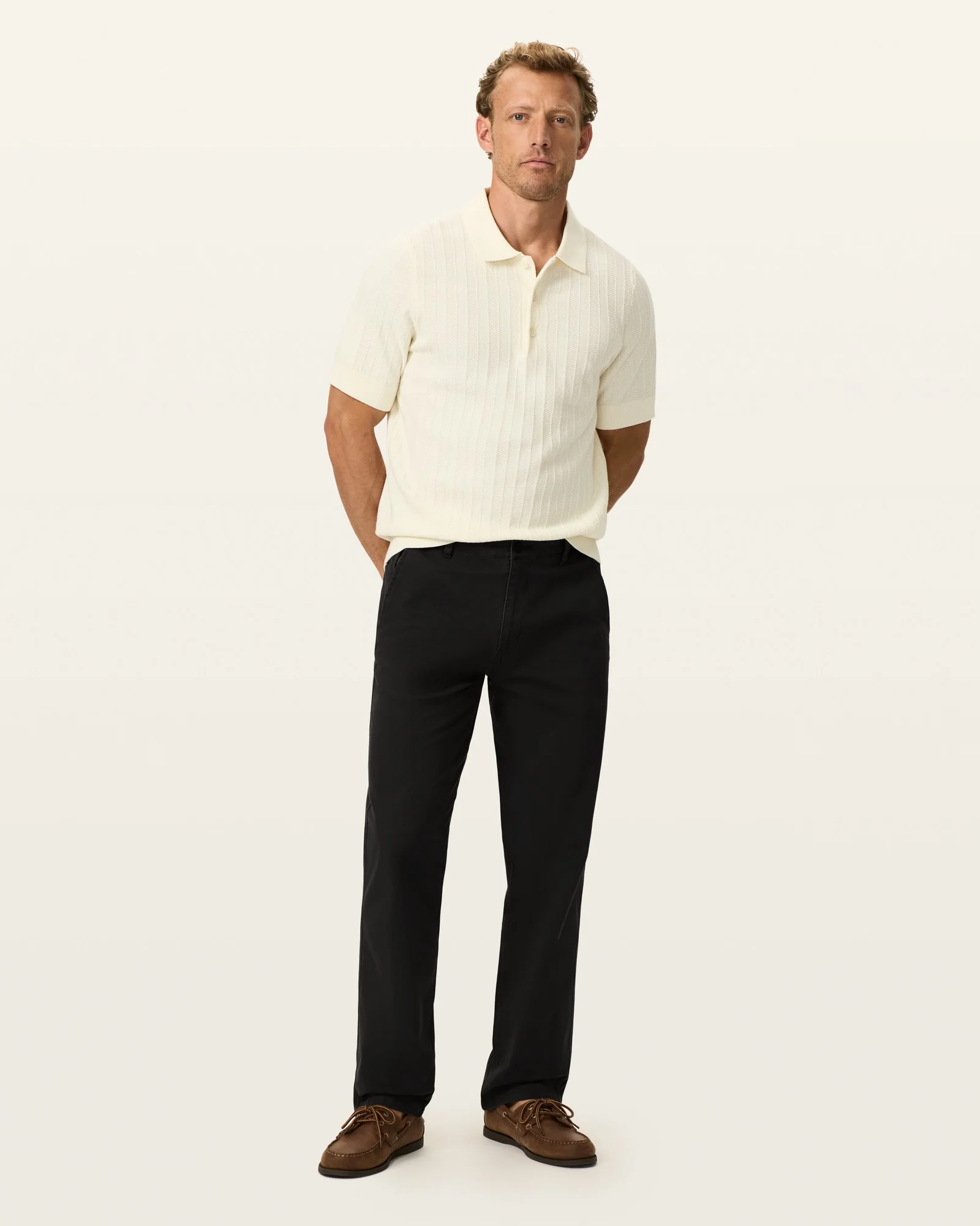Ultimate Chinos. Straight Fit