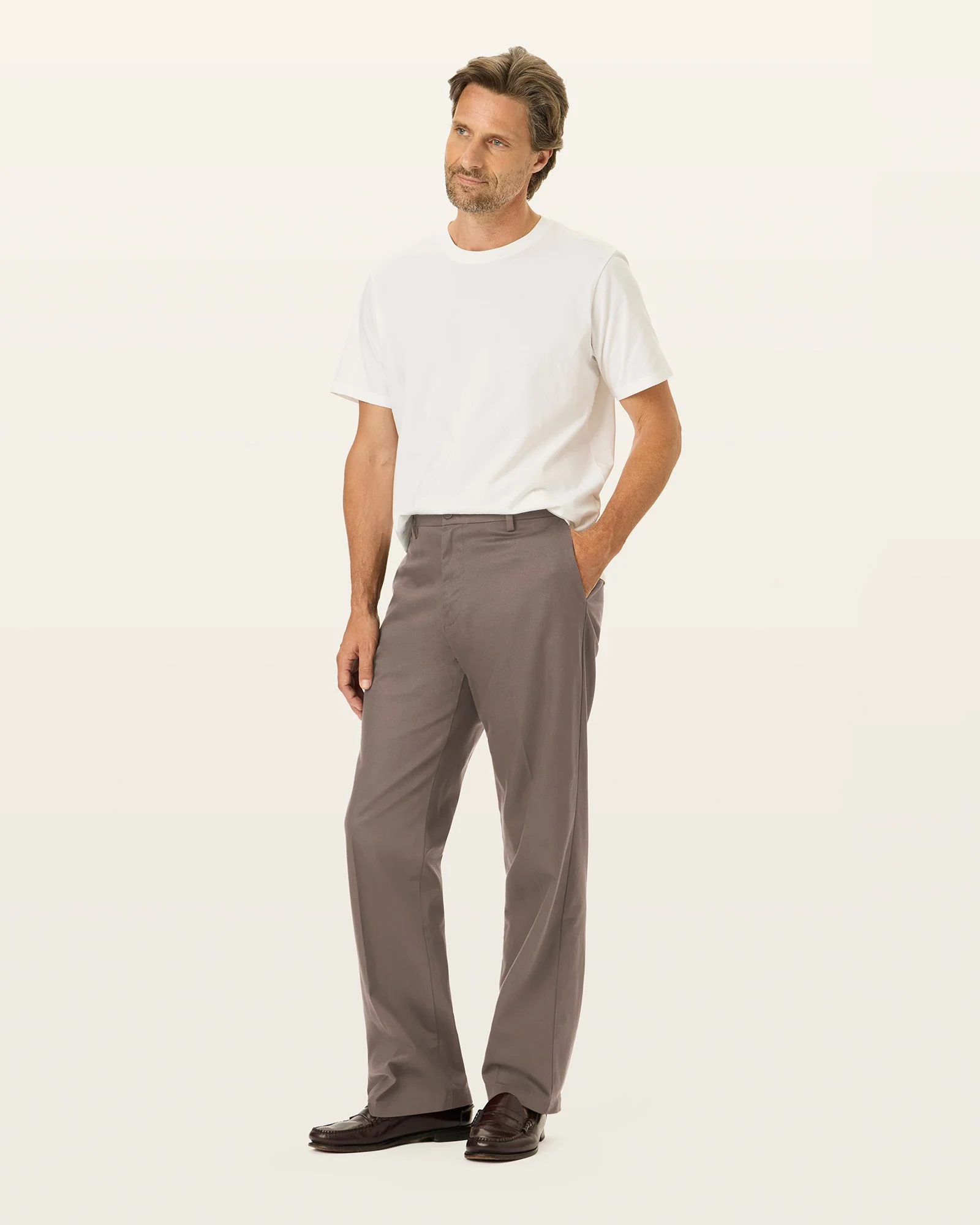 Signature Iron Free Khakis. Classic Fit with Stain Defender®