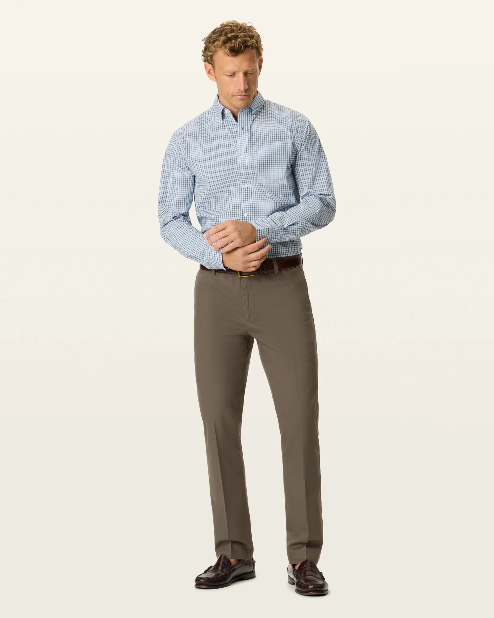 Signature Iron Free Khakis. Slim Fit with Stain Defender®