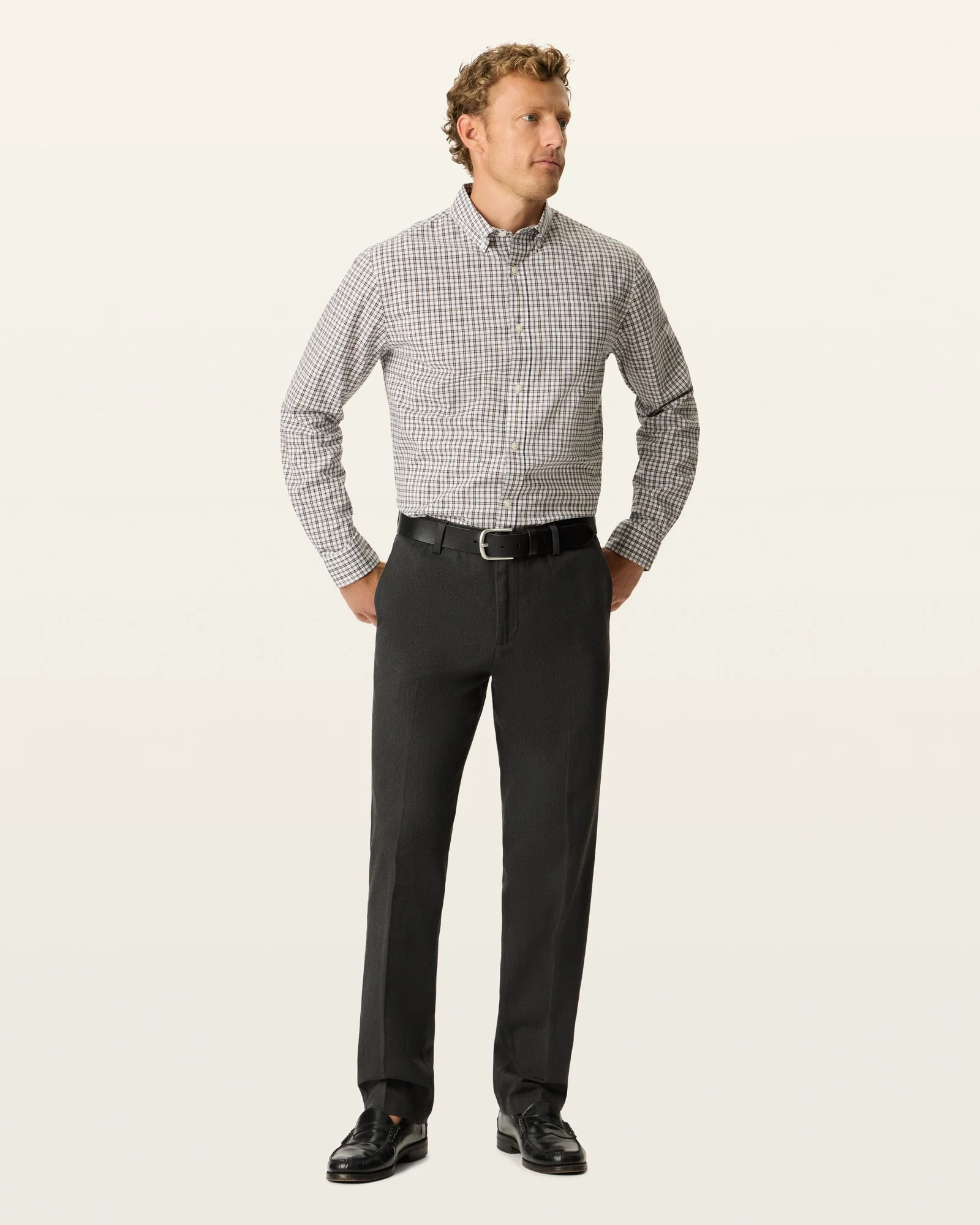 Signature Iron Free Khakis. Slim Fit with Stain Defender®