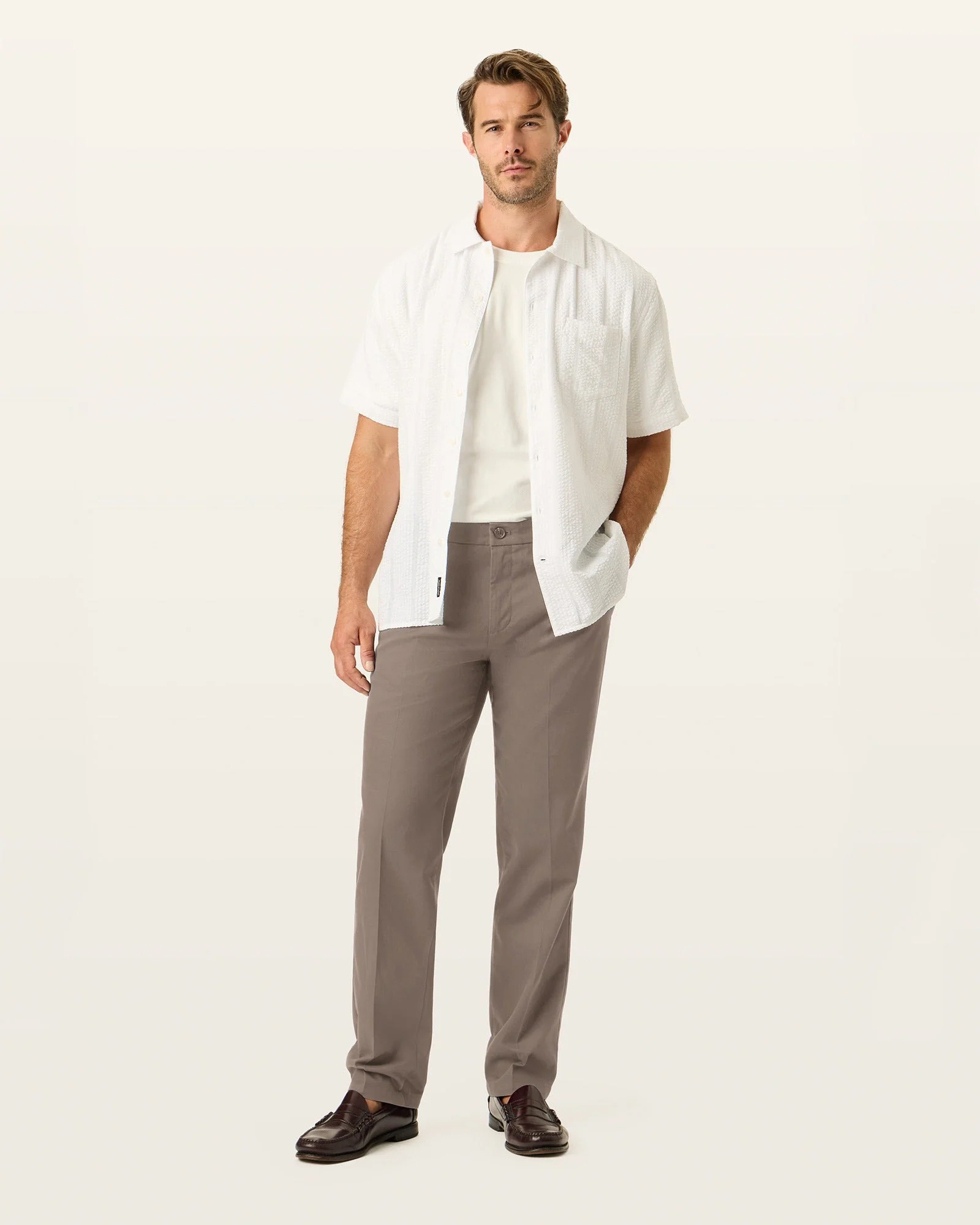 Signature Iron Free Khakis. Straight Fit with Stain Defender®