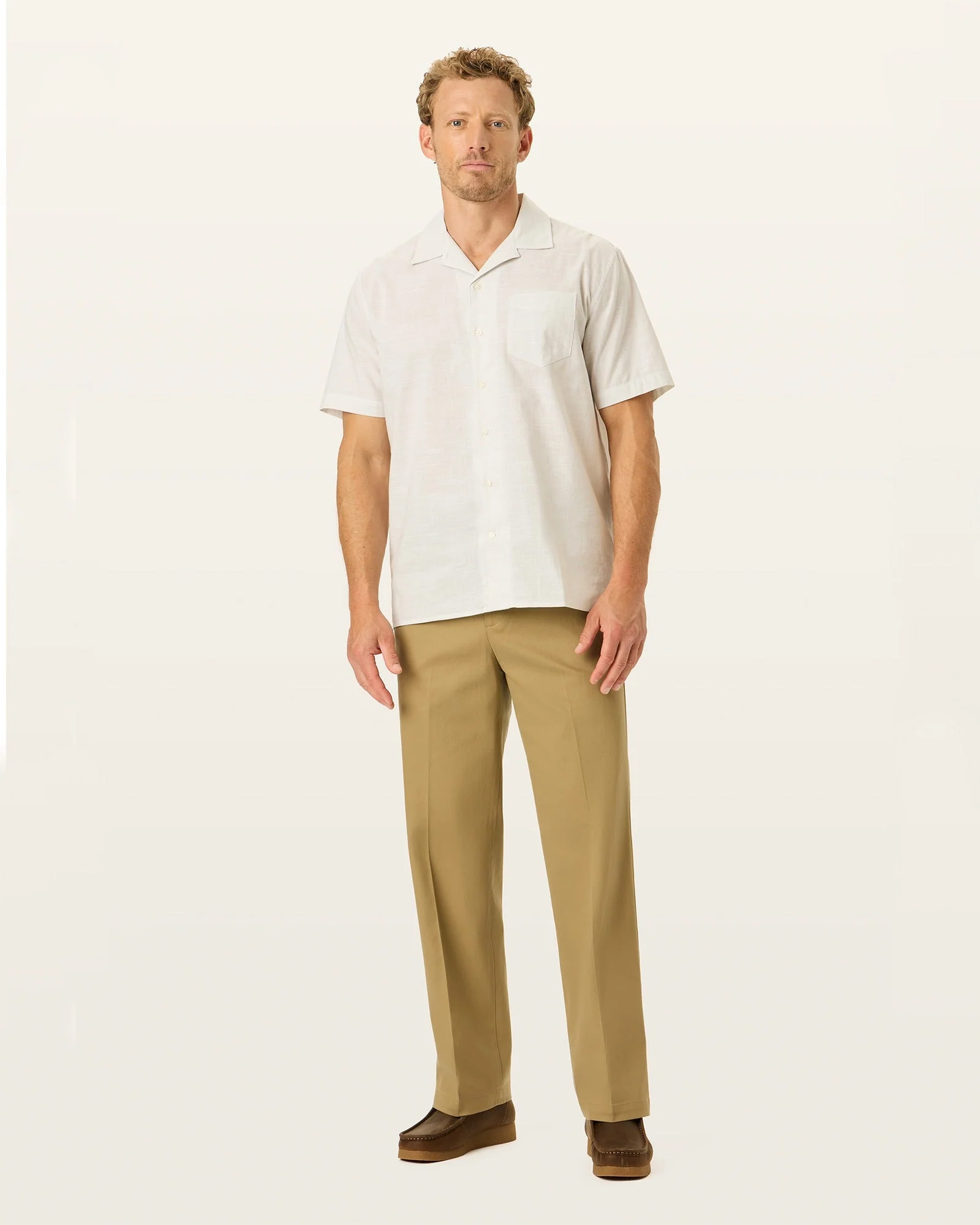 Signature Iron Free Khakis. Relaxed Fit with Stain Defender®