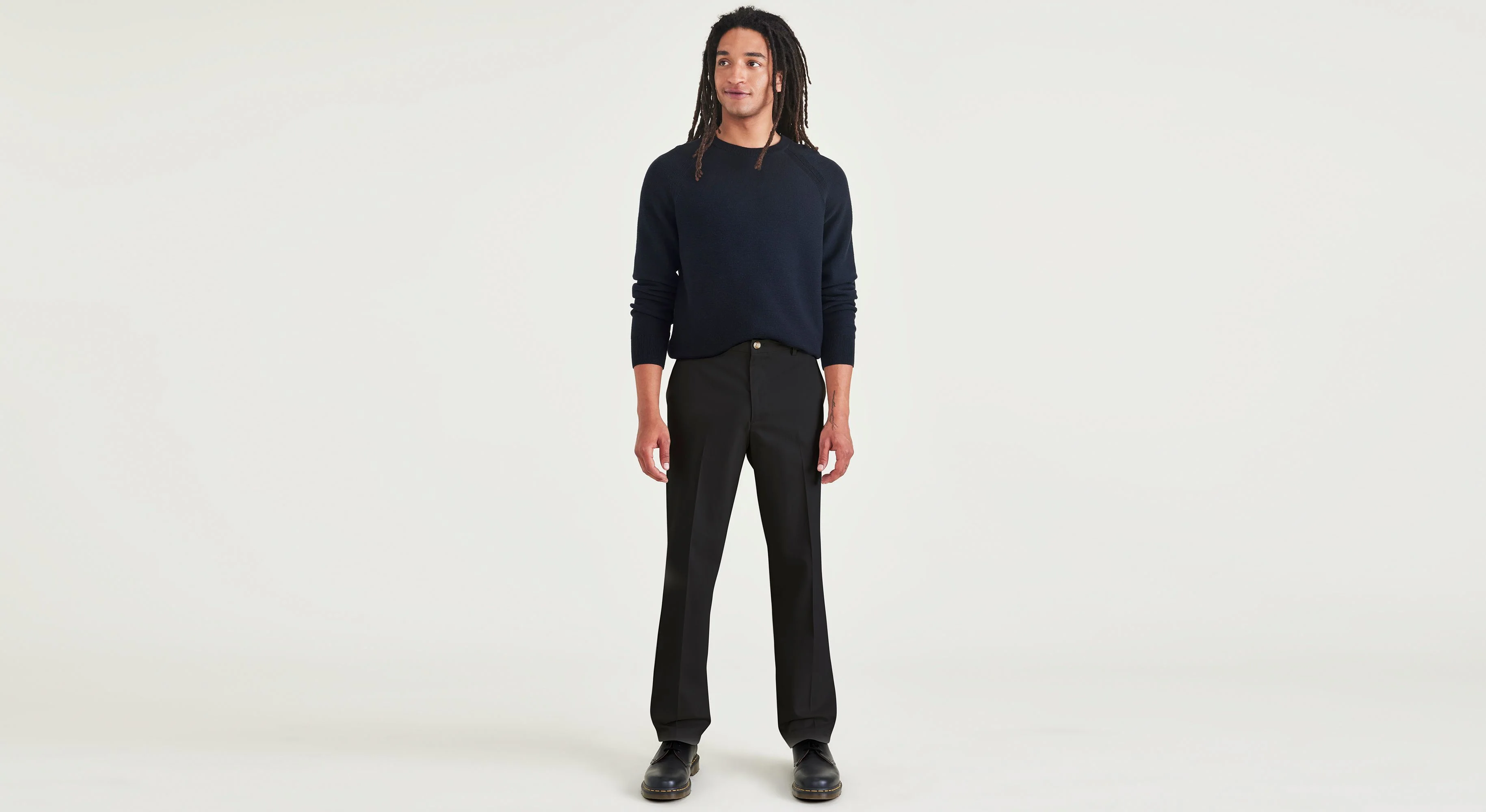 Signature Iron Free Khakis. Classic Fit with Stain Defender® (Big and Tall)