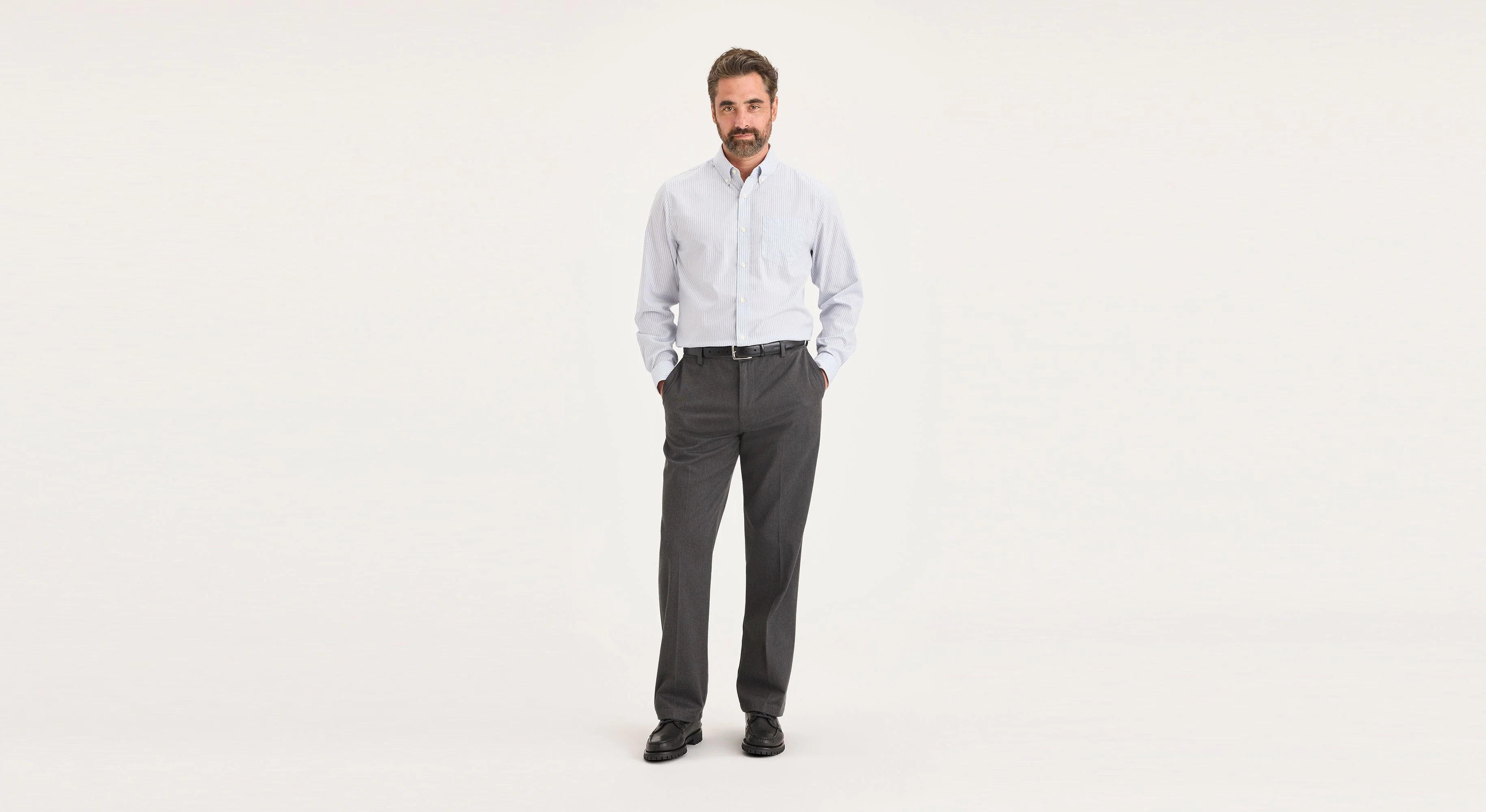 Signature Iron Free Khakis. Classic Fit with Stain Defender®
