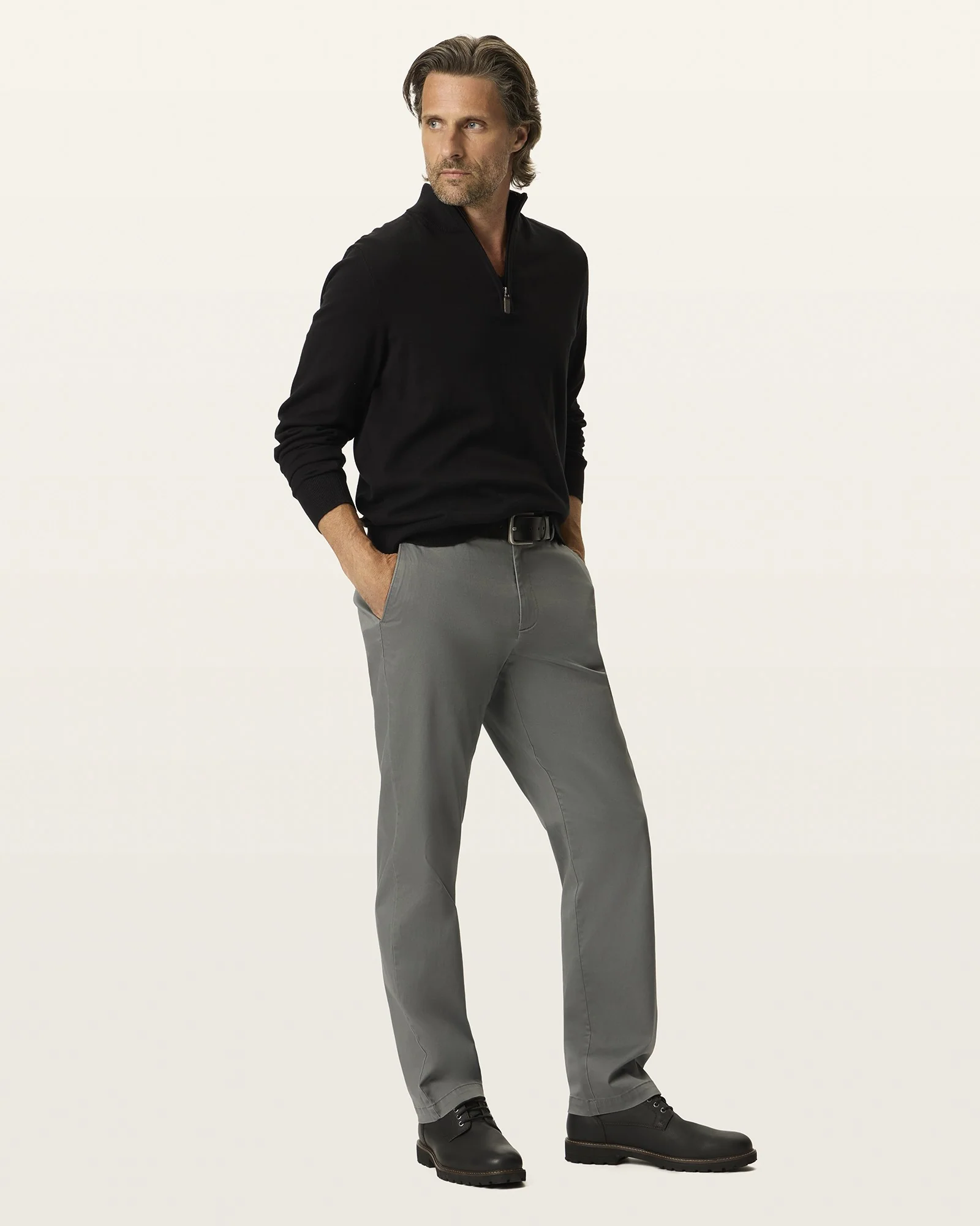 Ultra Soft Sueded Chino. Straight Fit