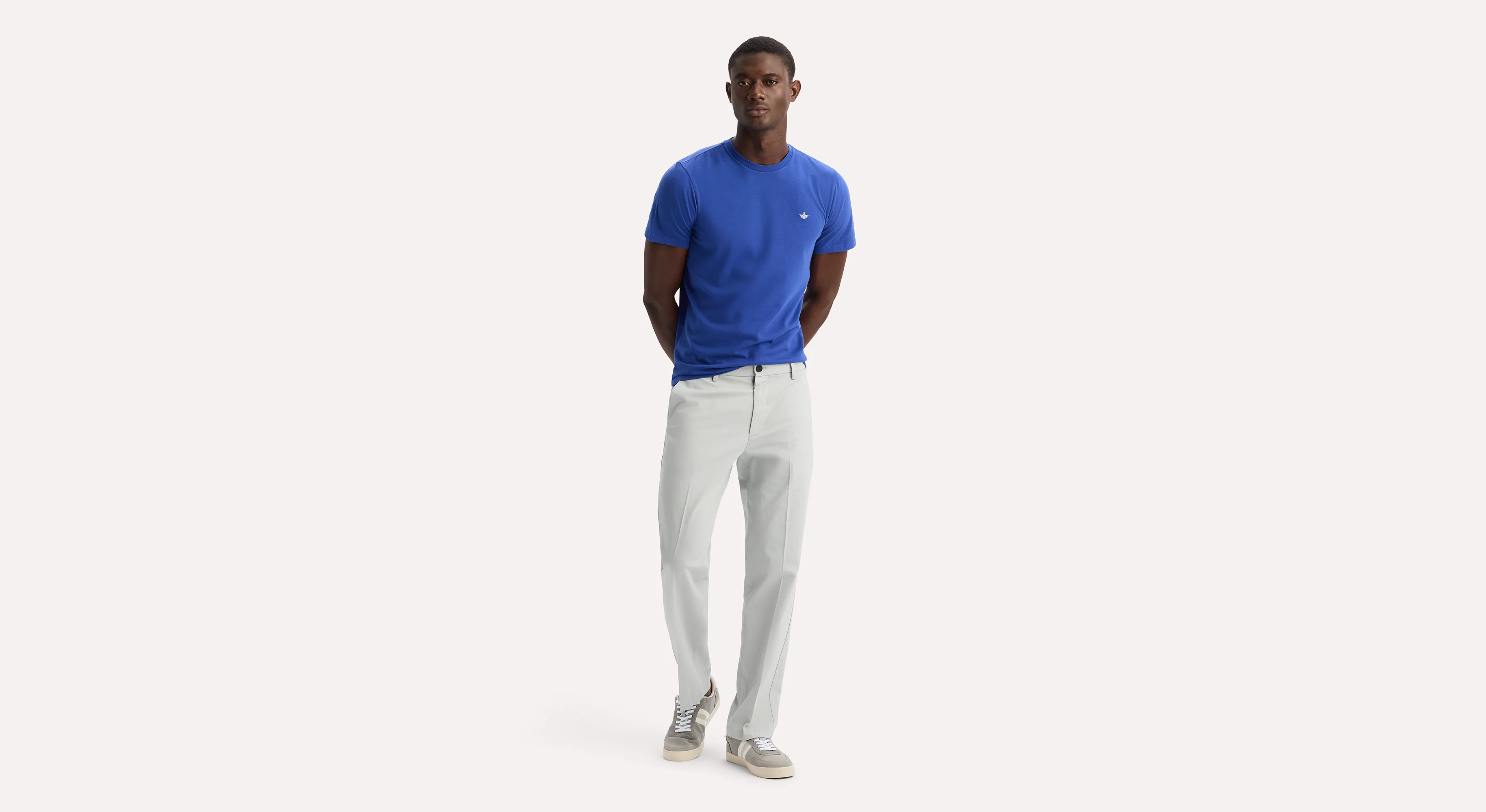 Signature Iron Free Khakis. Straight Fit with Stain Defender®