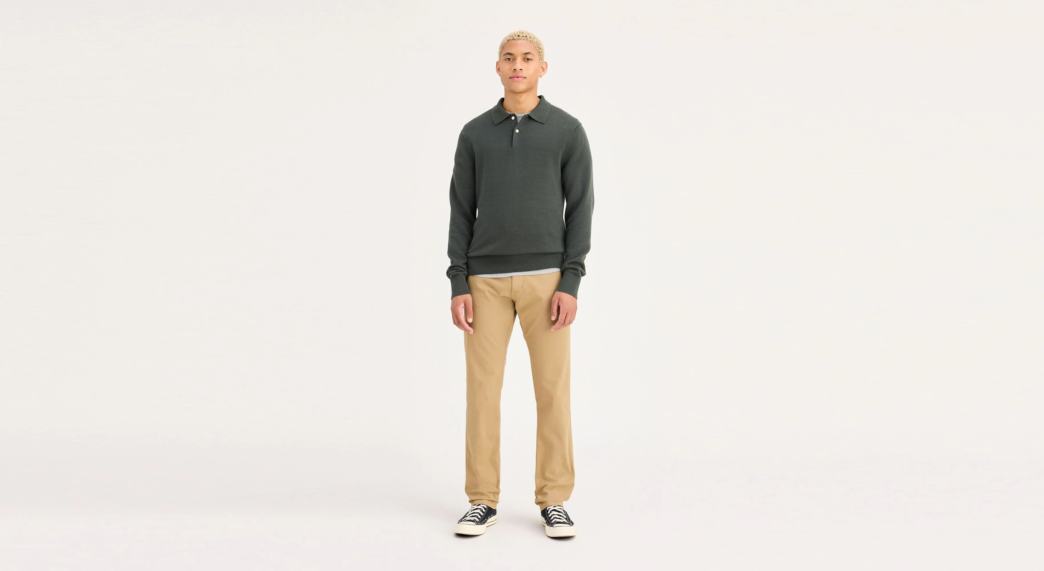 Ultimate Chinos. Athletic Fit