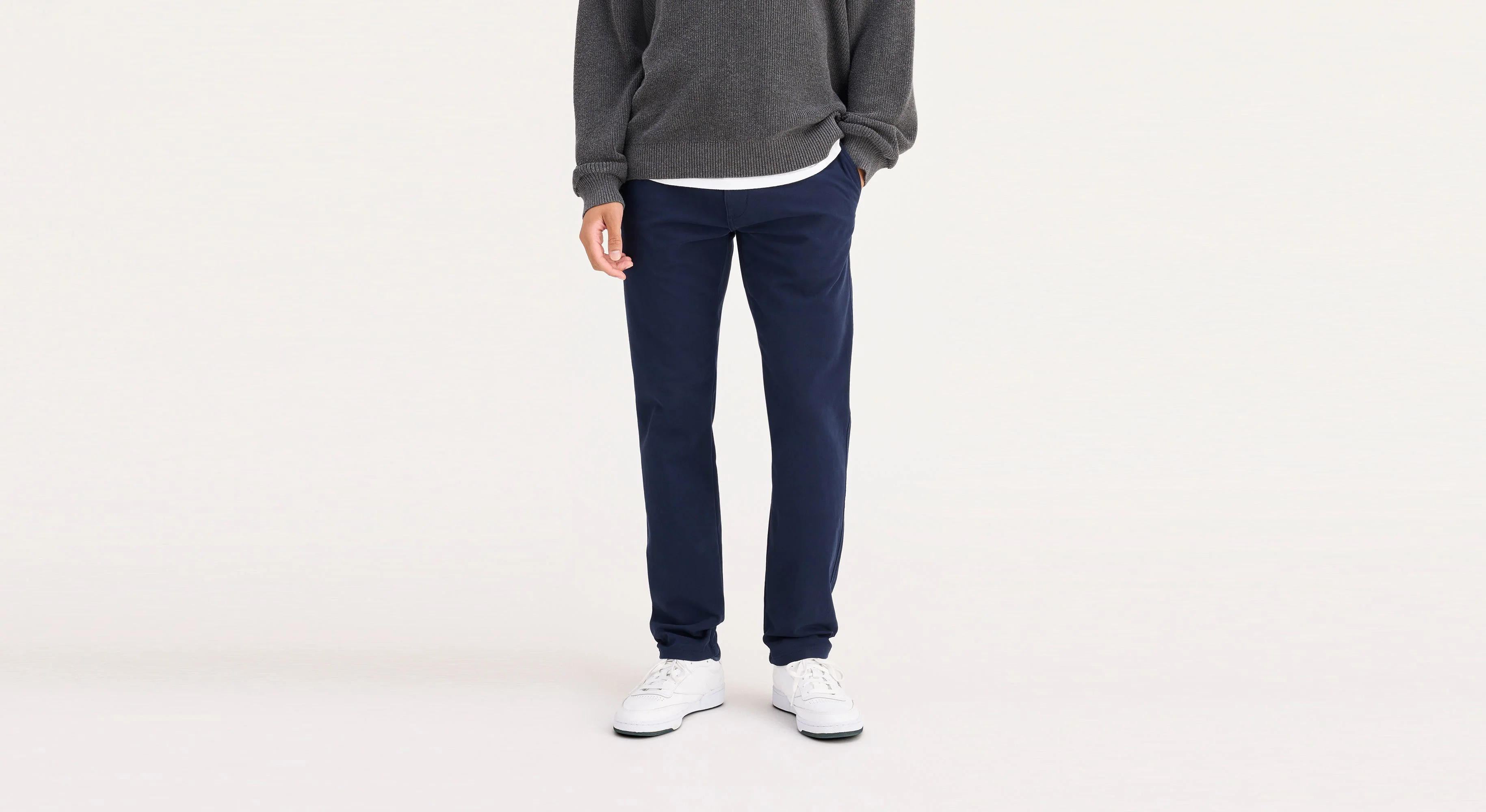 Ultimate Chinos. Athletic Fit