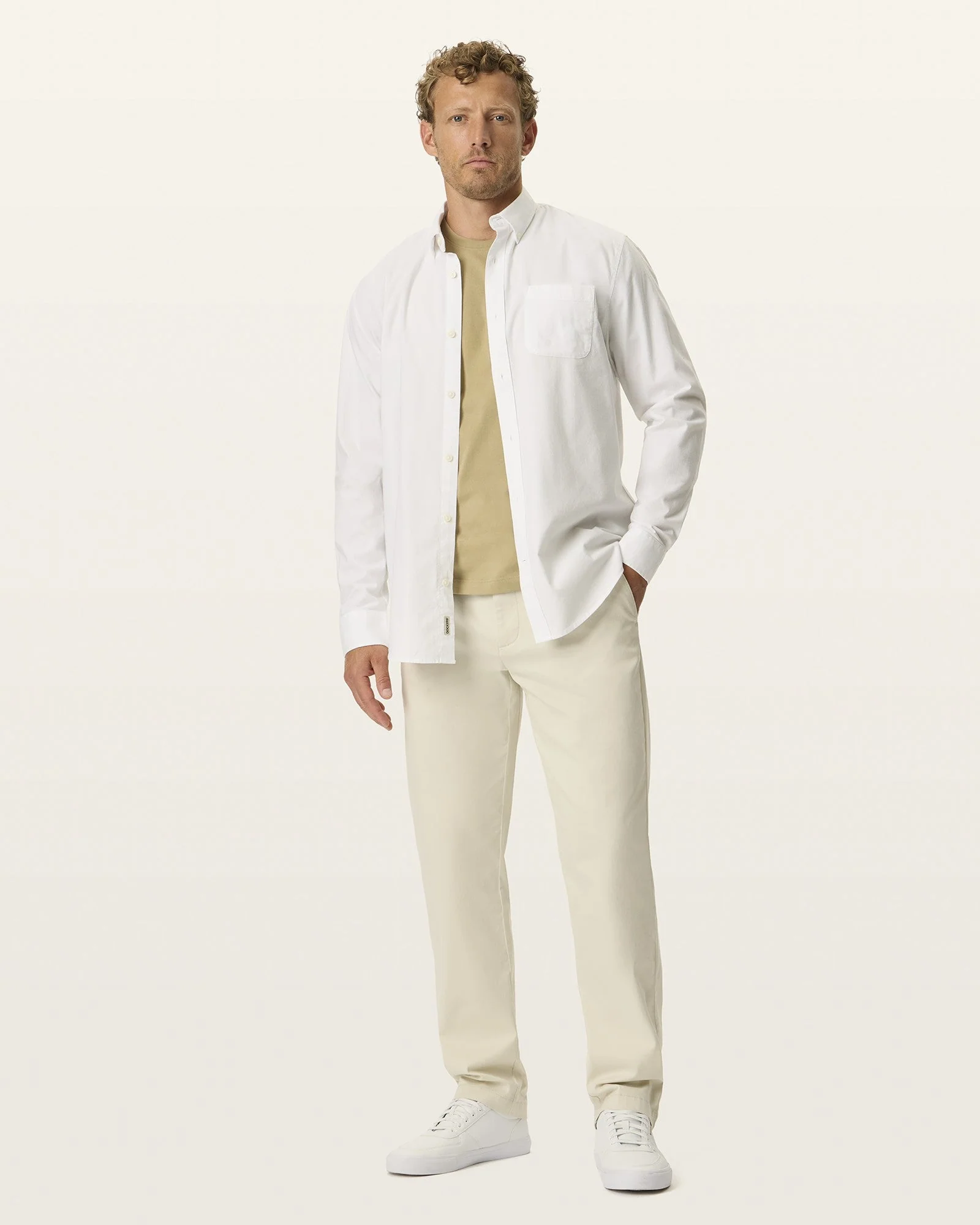 Ultra Soft Sueded Chino. Straight Fit